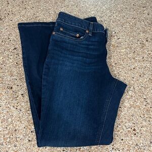 L.L. Bean straight leg favorite fit